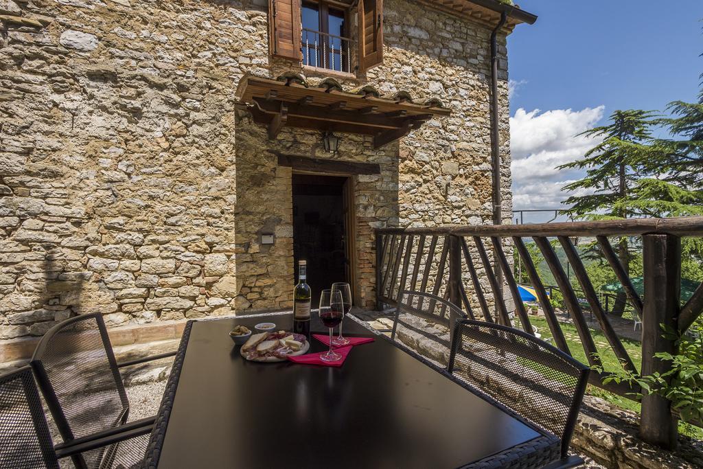 Agriturismo Monte Acuto Umbertide Pokoj fotografie